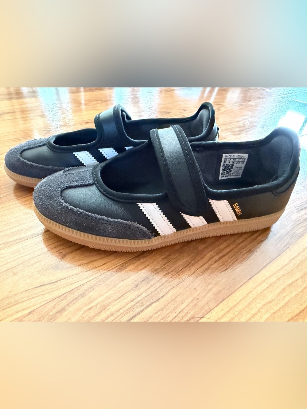 Adidas Samba Jane sneakers